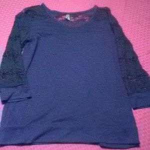 Vanity 3/4 sleeve top